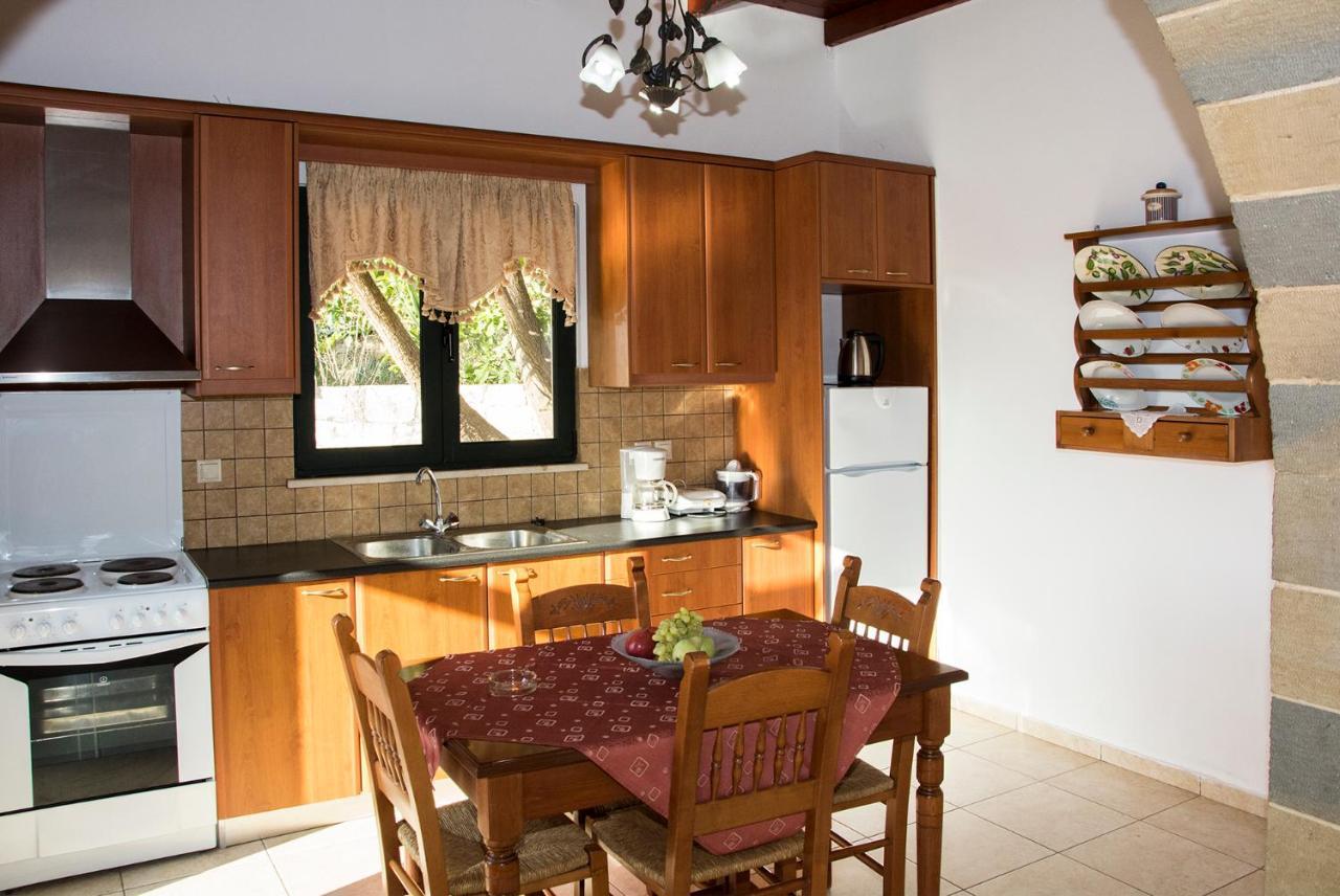 Villa Manos Kalamítsion Amigdhálion Extérieur photo